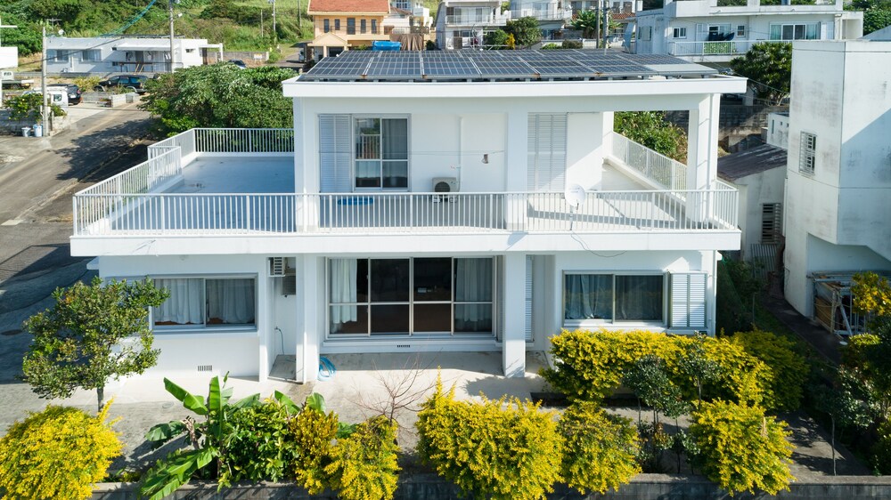 GUEST HOUSE AKOBANA 石垣