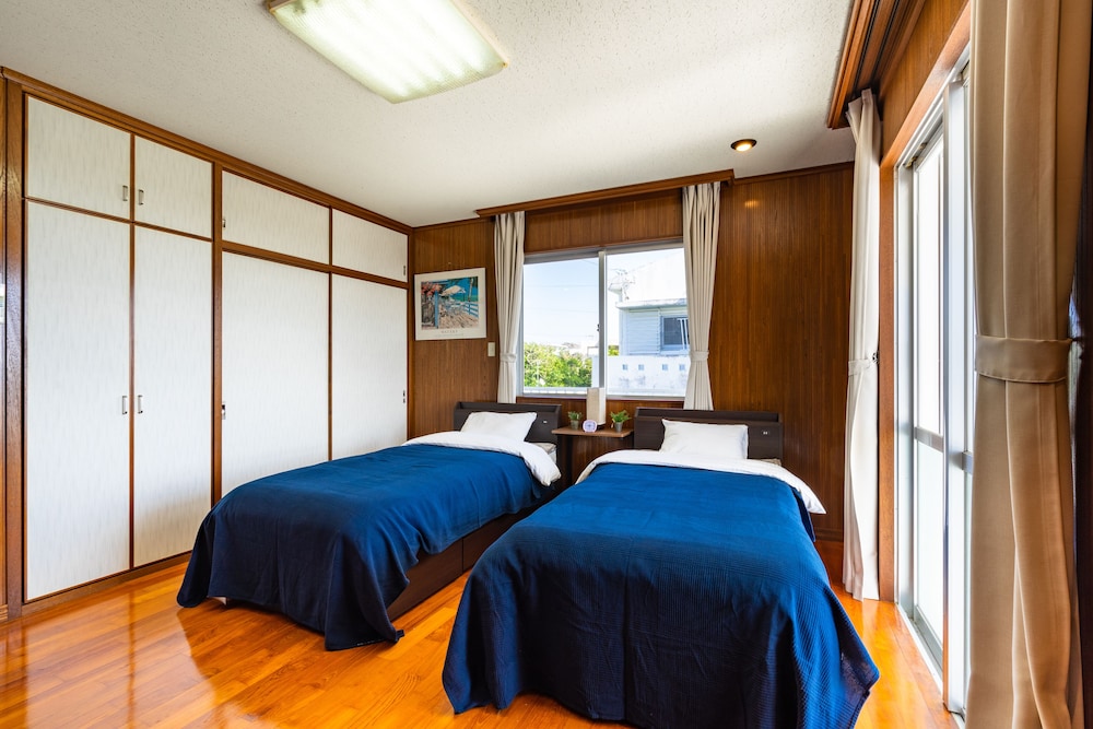 GUEST HOUSE AKOBANA 石垣