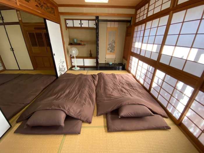 むつみや大川 石垣