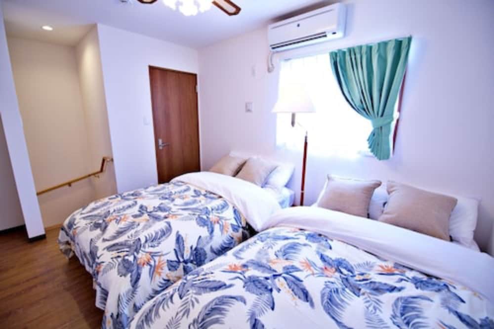 KURARISU II ROOM D 石垣