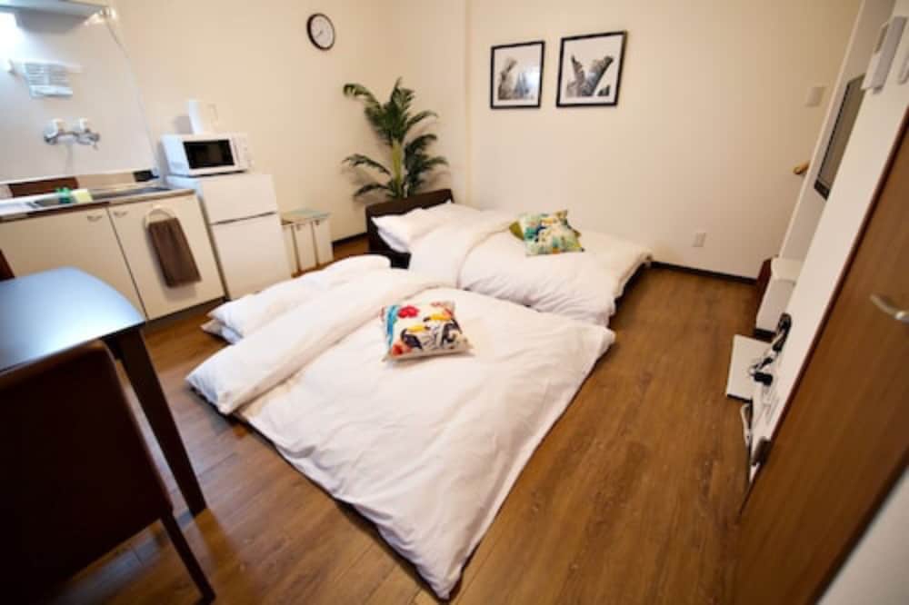 KURARISU II ROOM D 石垣