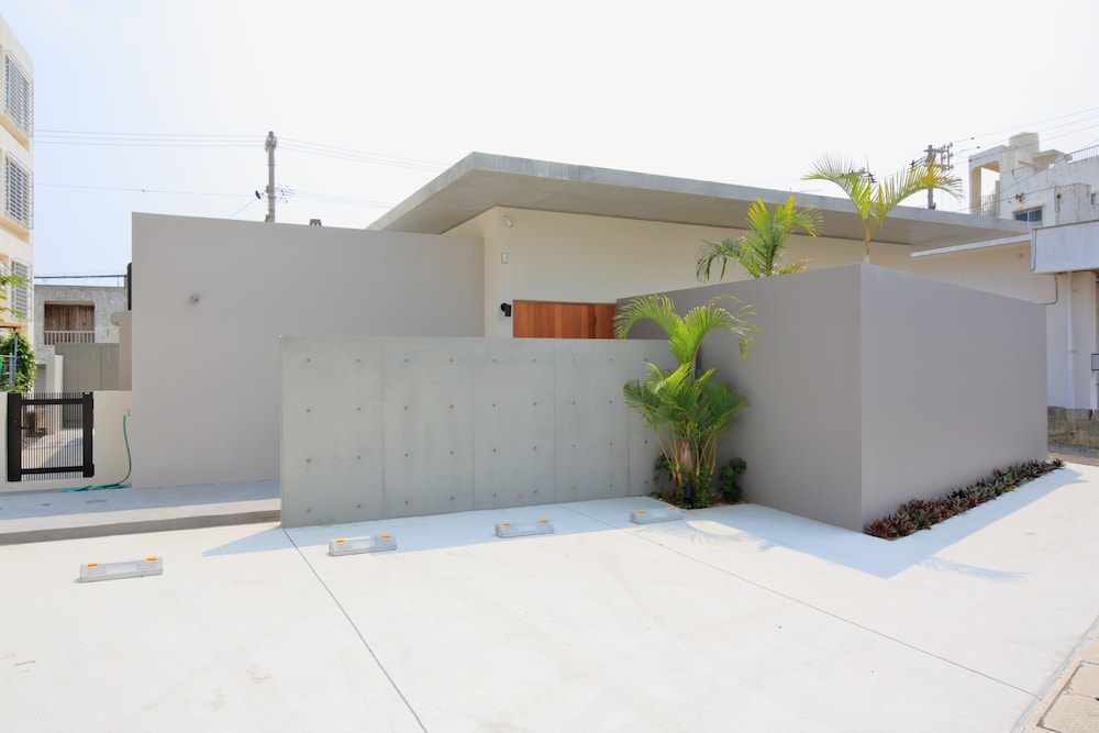 VILLA TONO'S ISHIGAKIJIMA 石垣