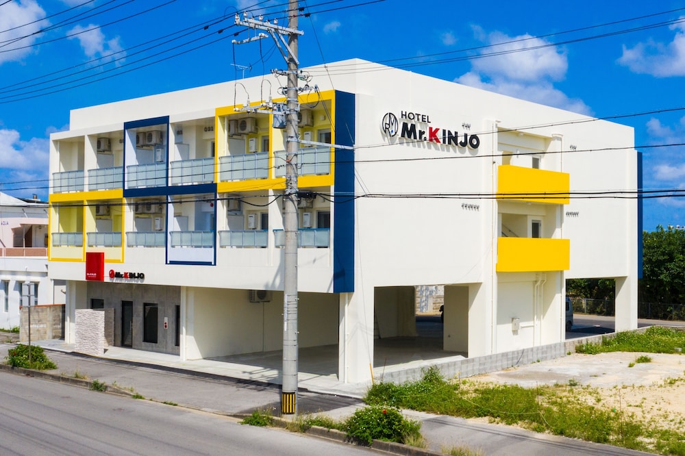 MR.KINJO BEACH SIDE KAFU-SHI 石垣