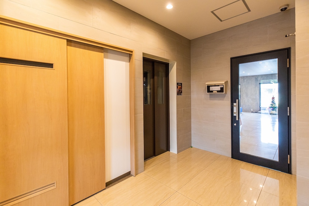 MR.KINJO BEACH SIDE KAFU-SHI 石垣
