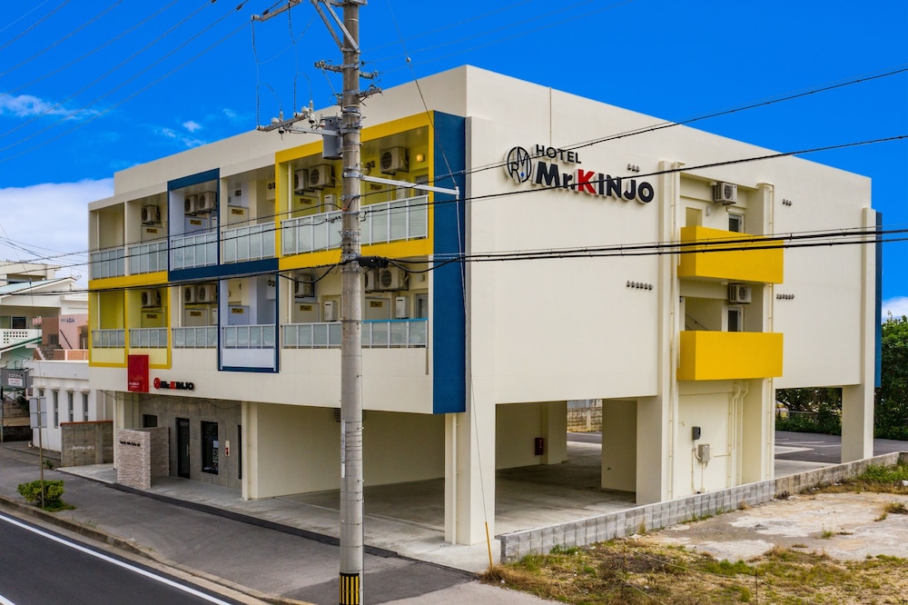 MR.KINJO BEACH SIDE KAFU-SHI 石垣