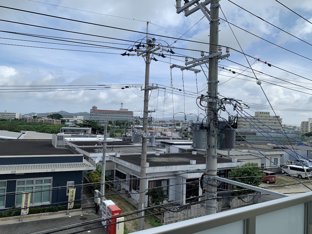 MR.KINJO BEACH SIDE KAFU-SHI 石垣