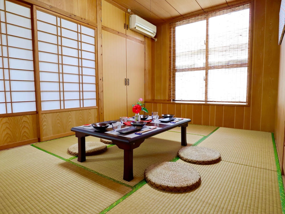 石垣紅翠ビル 石垣