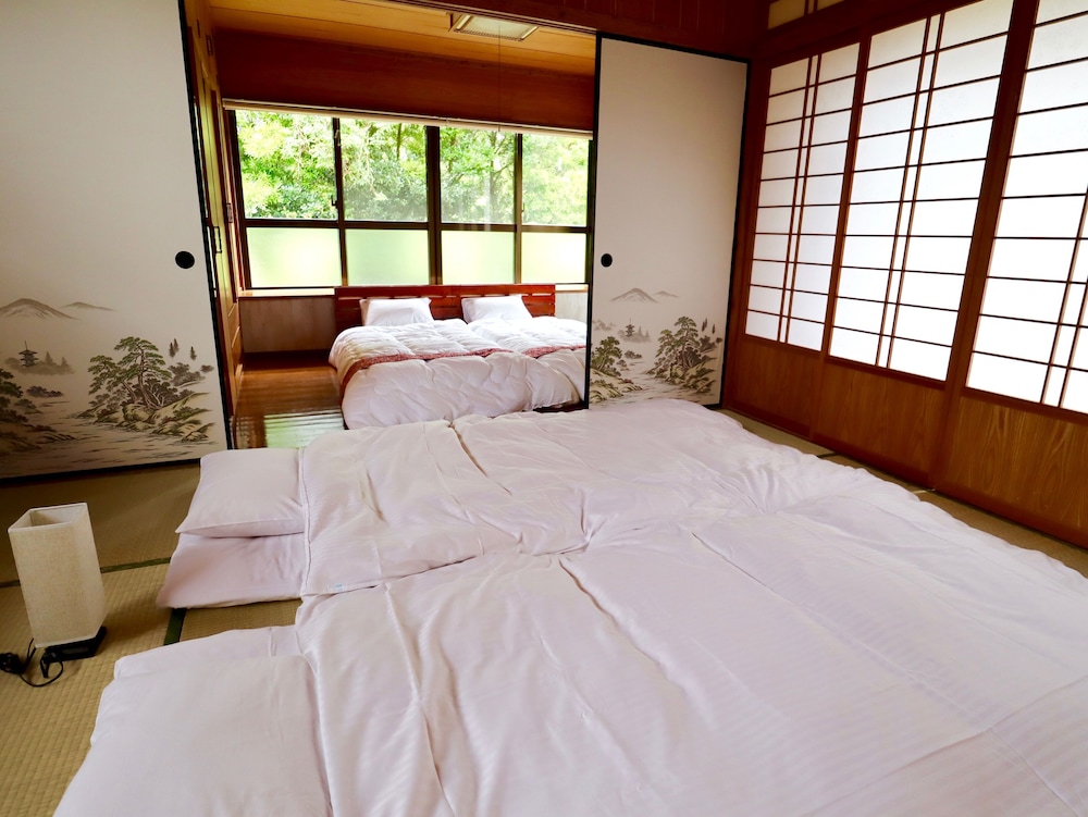 石垣紅翠ビル 石垣