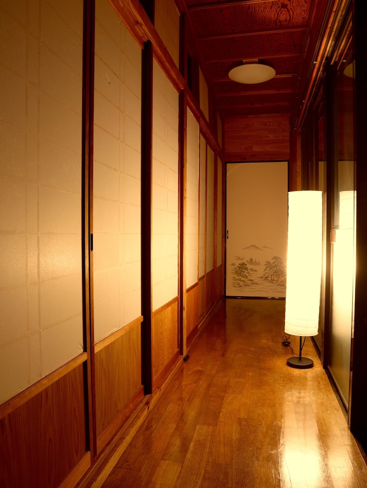 石垣紅翠ビル 石垣