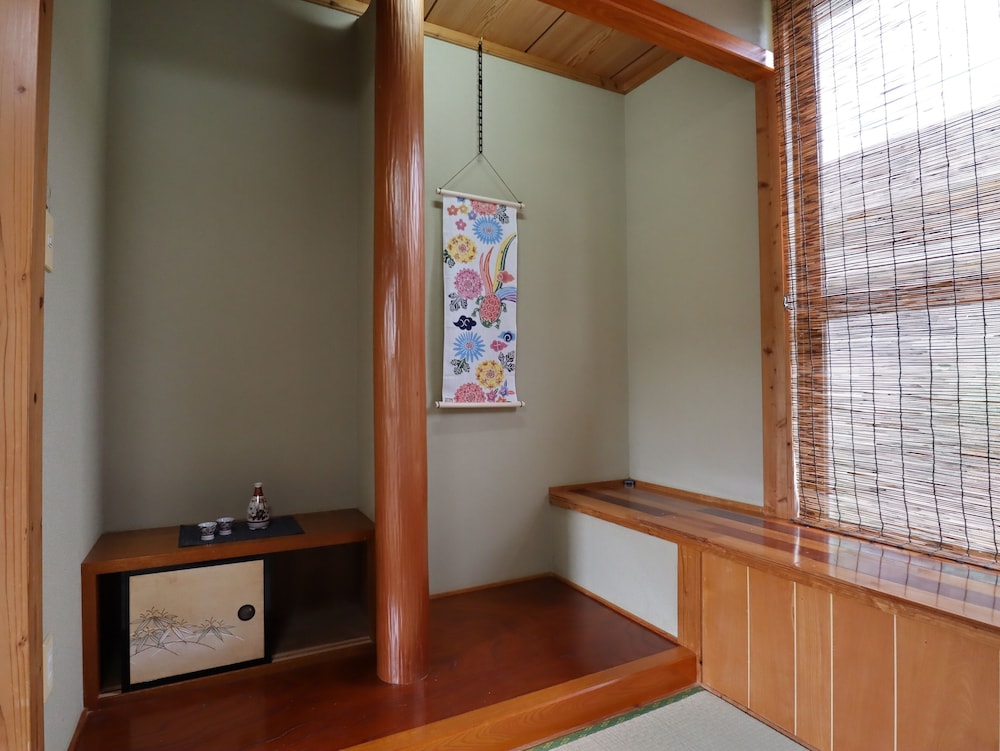 石垣紅翠ビル 石垣