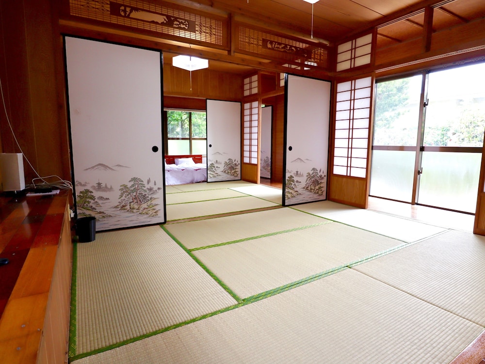 石垣紅翠ビル 石垣