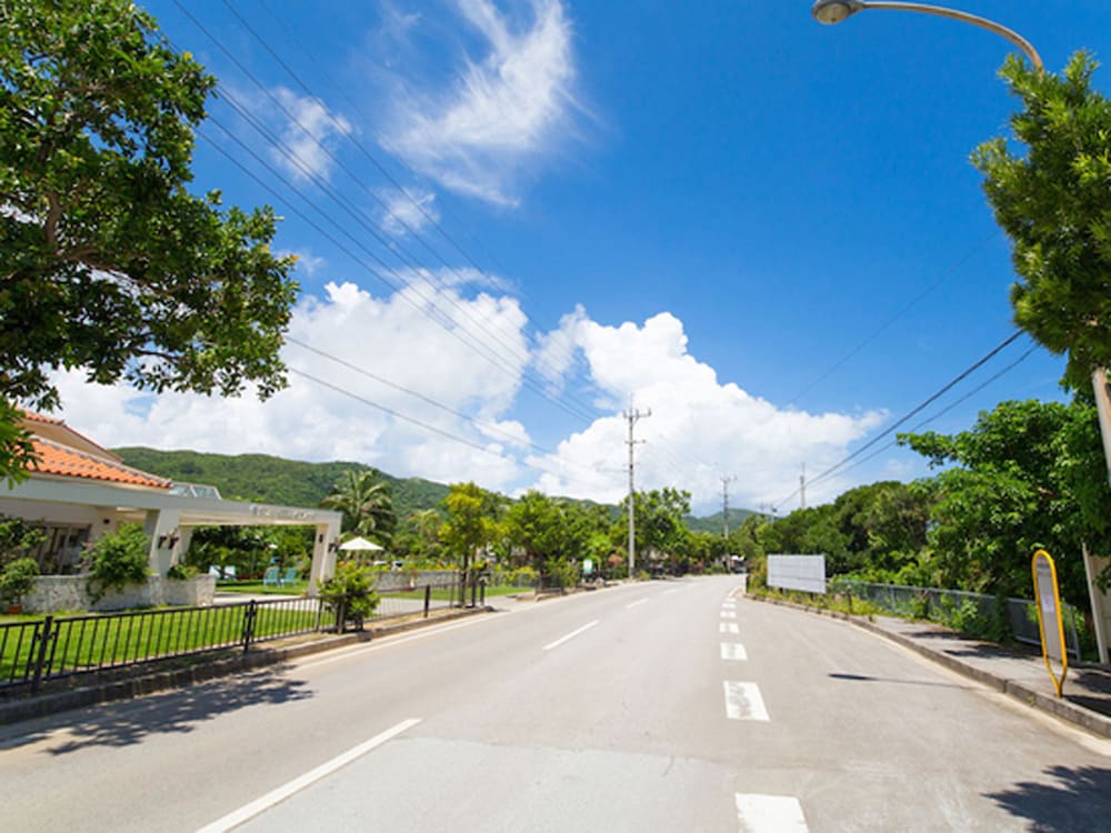 燦鐘苑 マーペーの宿 石垣