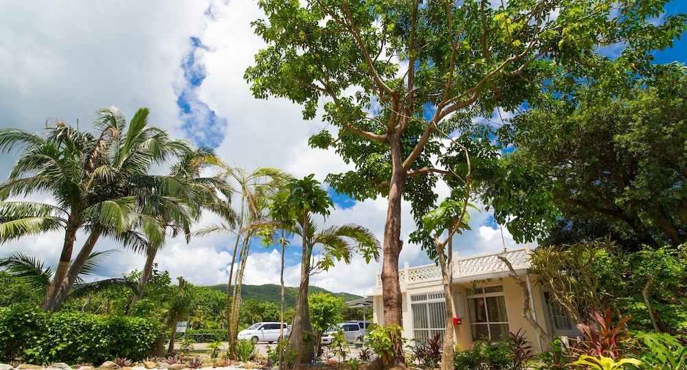 燦鐘苑 マーペーの宿 石垣