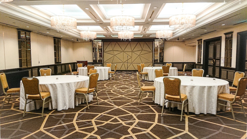 ANA クラウンプラザホテル大阪 バイ IHG 大阪