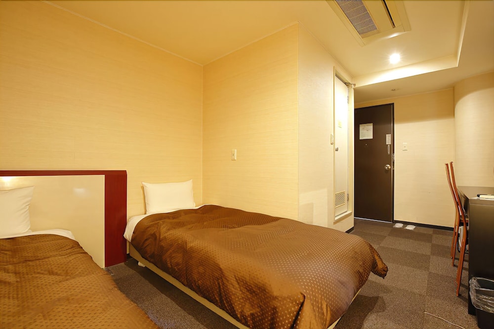 グランパス INN 大阪 大阪