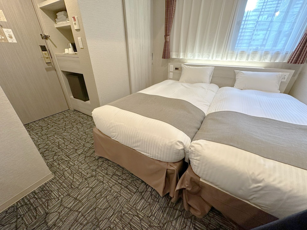 S.TRAINING CENTER HOTEL 大阪
