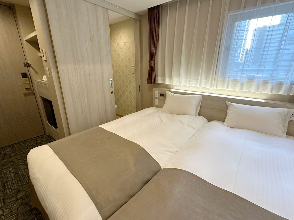 S.TRAINING CENTER HOTEL 大阪