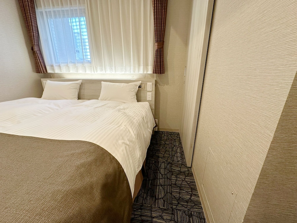 S.TRAINING CENTER HOTEL 大阪