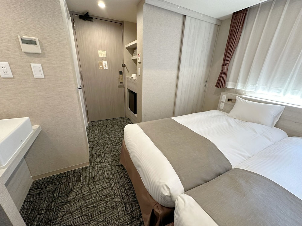 S.TRAINING CENTER HOTEL 大阪