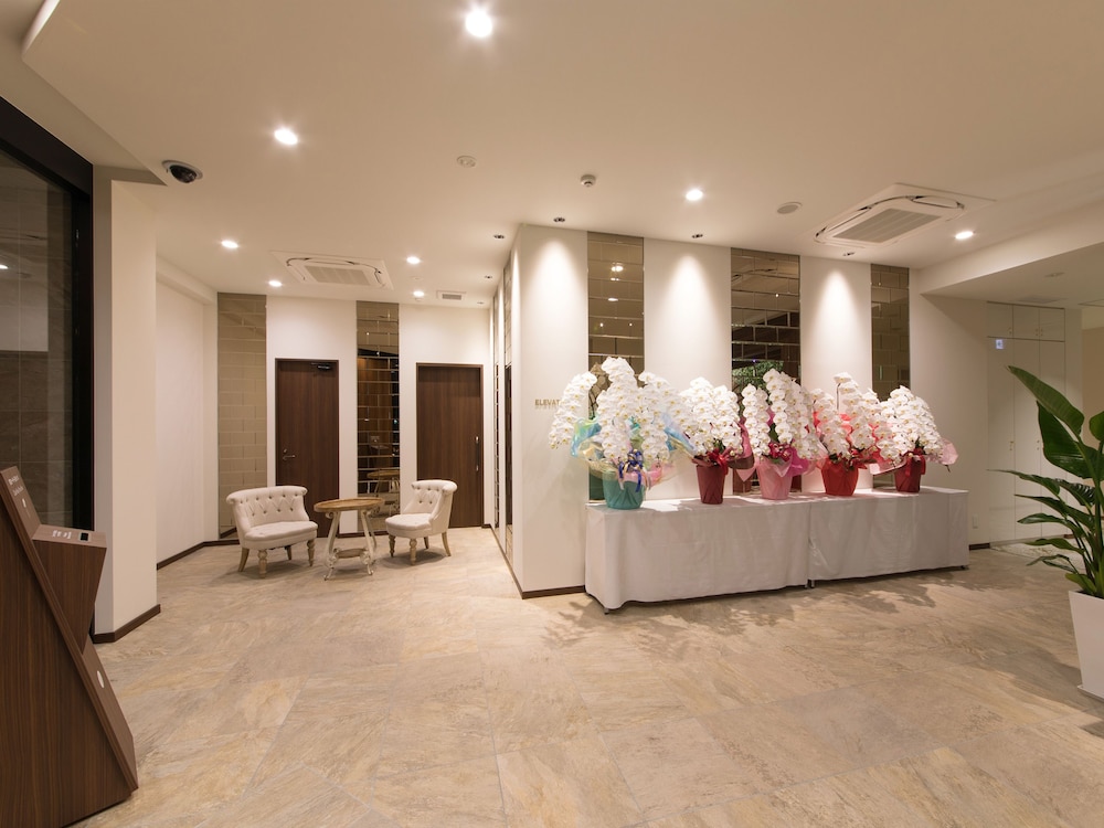 S.TRAINING CENTER HOTEL 大阪