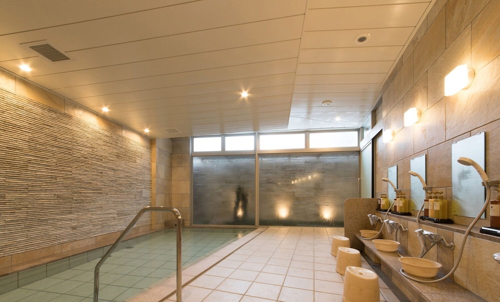S.TRAINING CENTER HOTEL 大阪