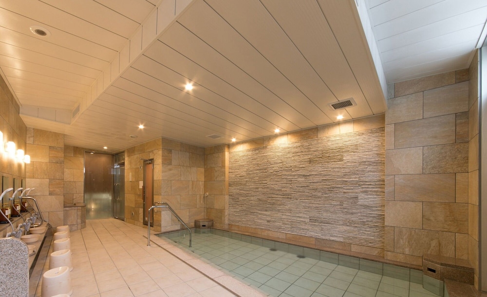 S.TRAINING CENTER HOTEL 大阪
