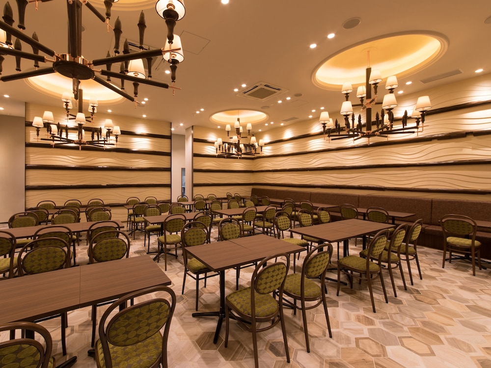 S.TRAINING CENTER HOTEL 大阪