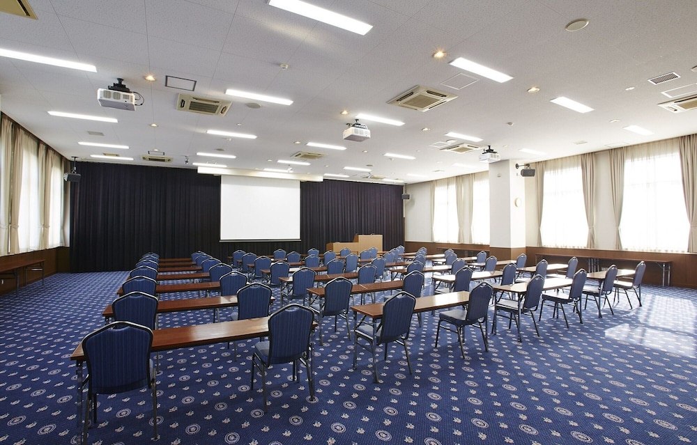 S.TRAINING CENTER HOTEL 大阪