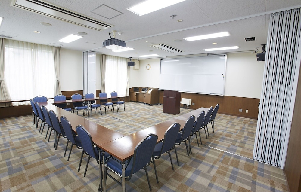 S.TRAINING CENTER HOTEL 大阪