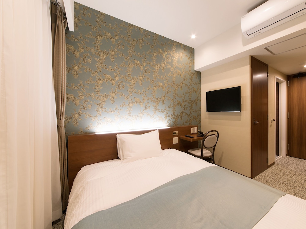 S.TRAINING CENTER HOTEL 大阪