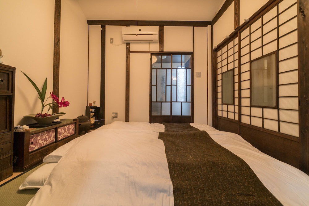 IKIDANE HOUSE 大阪・谷町 大阪