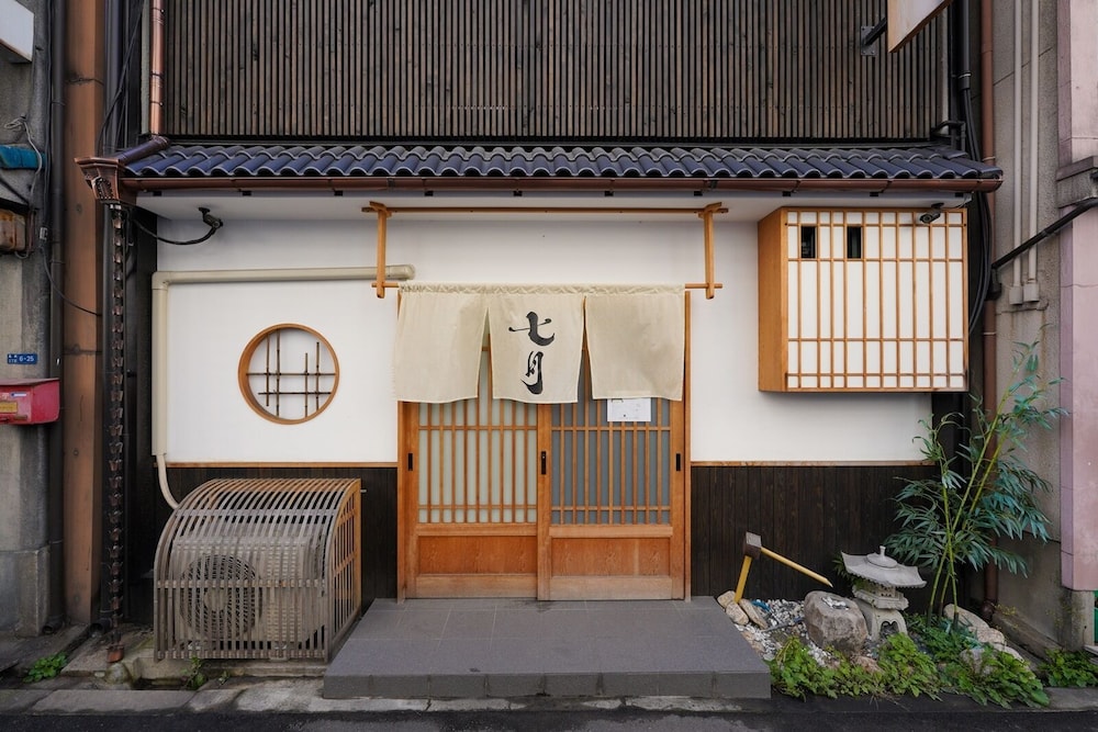 ホテル　七月 大阪