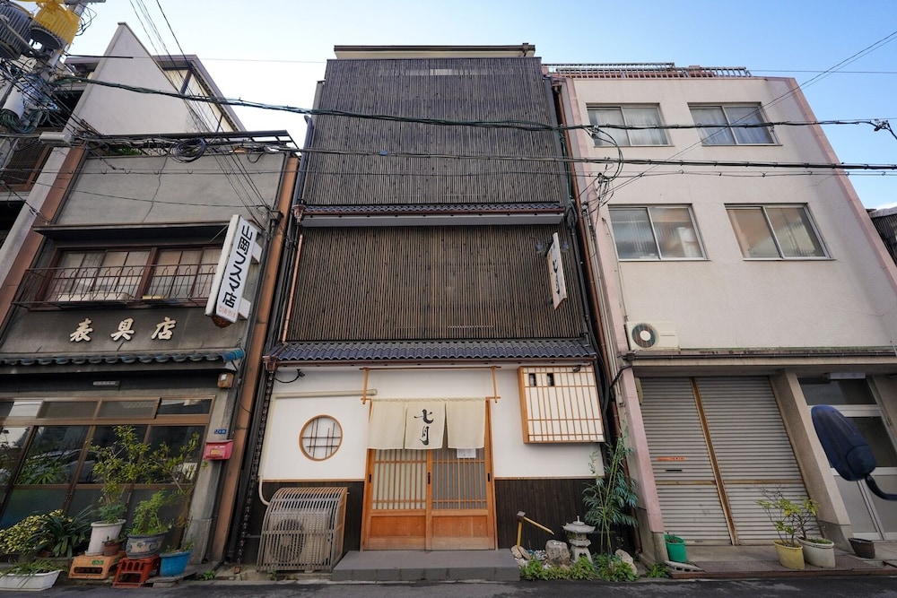 ホテル　七月 大阪