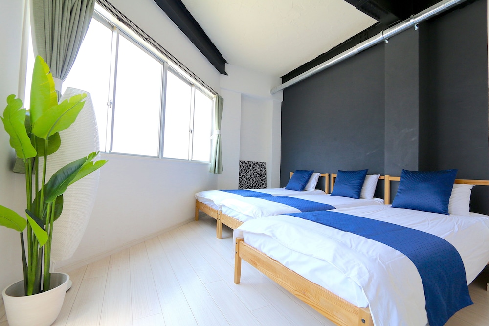 LIZ GUEST HOUSE 梅田 大阪