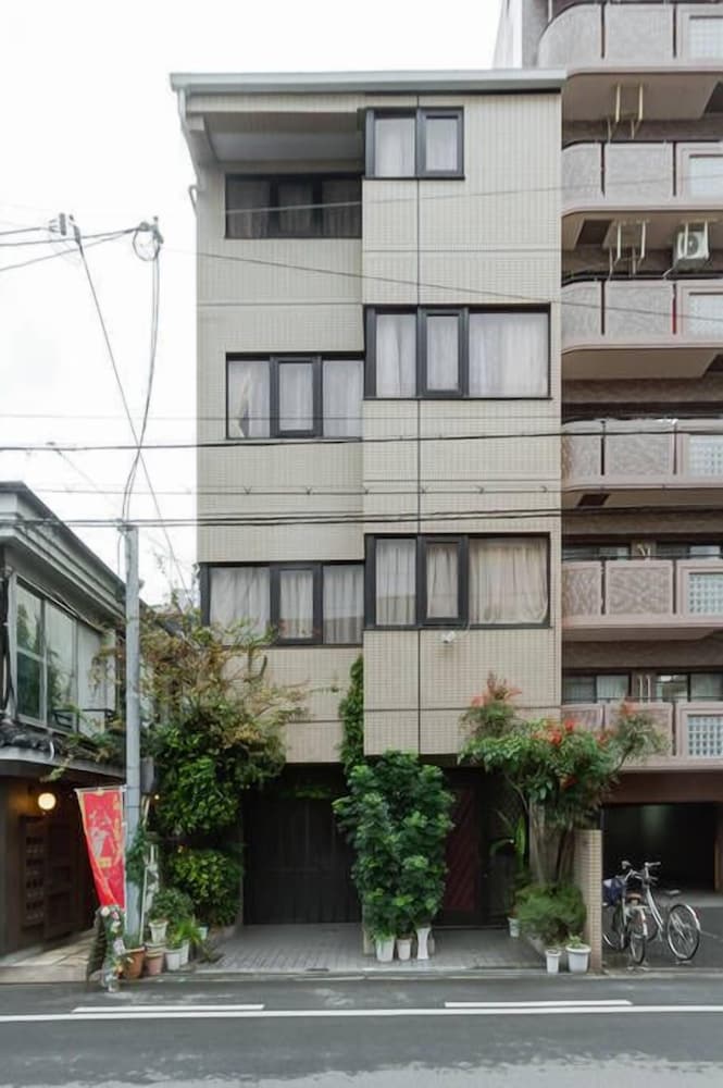 中山ゲストハウス 大阪