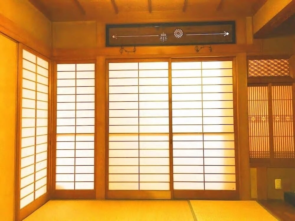 中山ゲストハウス 大阪