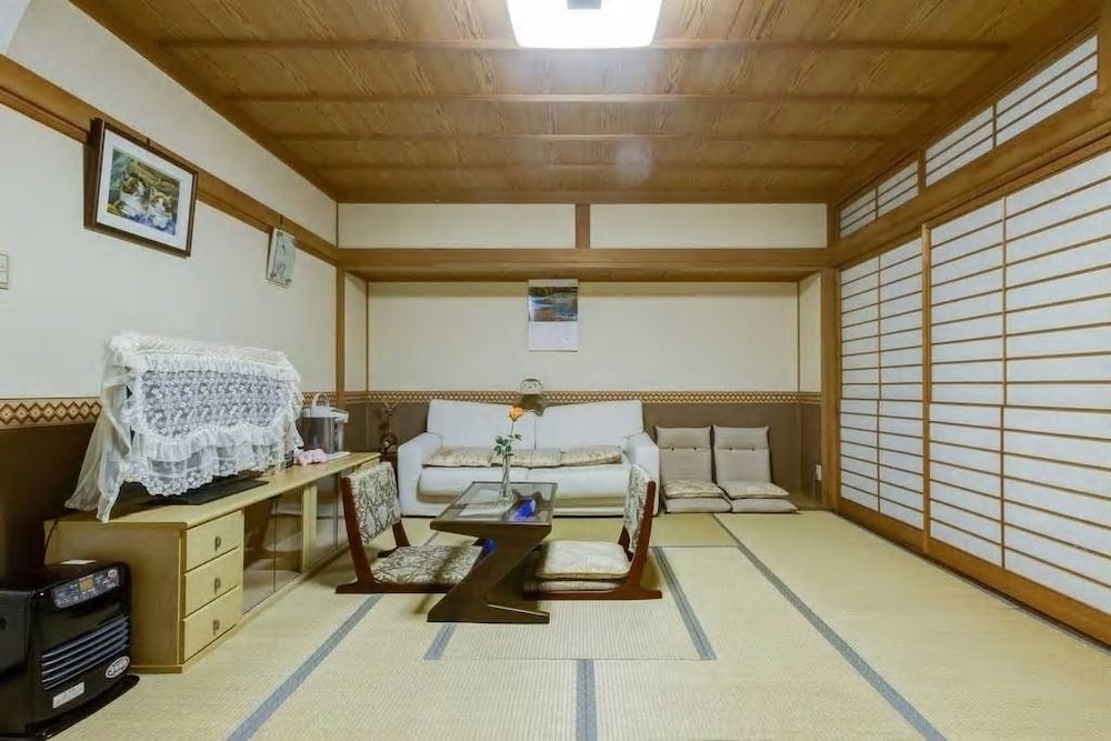 中山ゲストハウス 大阪