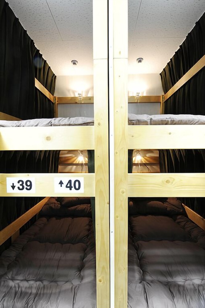 隠れ家 酒BARでの宿泊 HOSTEL EBISUTEI SOUZOU WITH SAKE BAR 大阪