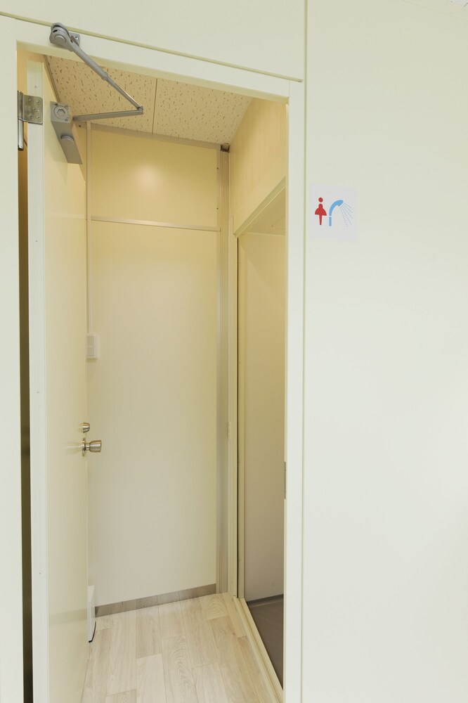 隠れ家 酒BARでの宿泊 HOSTEL EBISUTEI SOUZOU WITH SAKE BAR 大阪