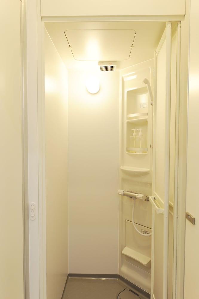 隠れ家 酒BARでの宿泊 HOSTEL EBISUTEI SOUZOU WITH SAKE BAR 大阪