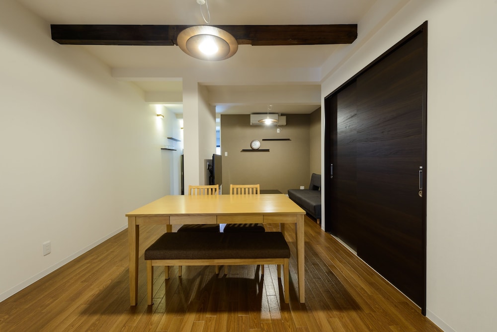 SHIKI HOMES 胡桃 大阪