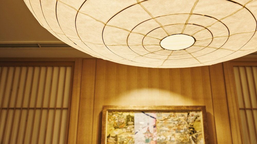 GARNER HOTEL 大阪本町御堂筋 バイ IHG 大阪