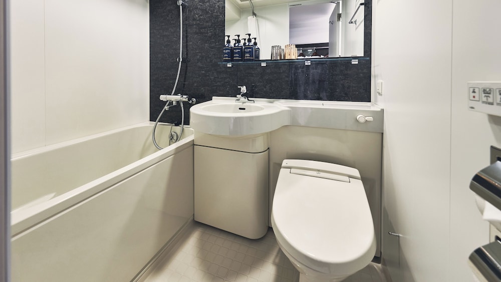 GARNER HOTEL 大阪本町北船場 バイ IHG 大阪