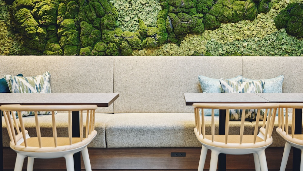 GARNER HOTEL 大阪本町北船場 バイ IHG 大阪