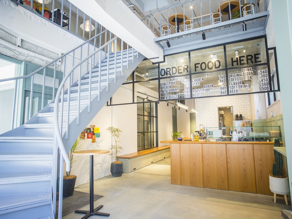 STAY IN THE CITY AMEMURA – HOSTEL 大阪