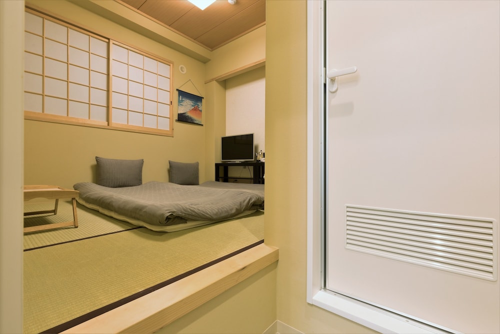 HOTEL IT'S ON 大阪