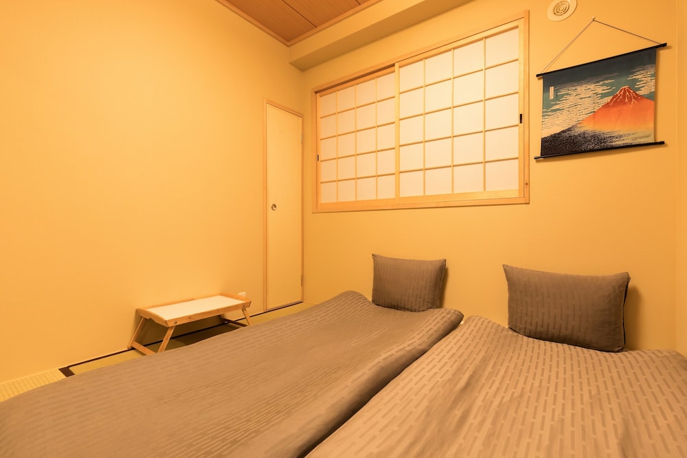 HOTEL IT'S ON 大阪