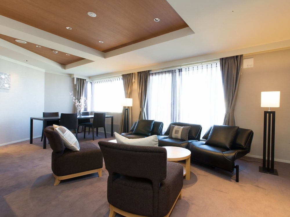 HOTEL 四季 靱公園 大阪