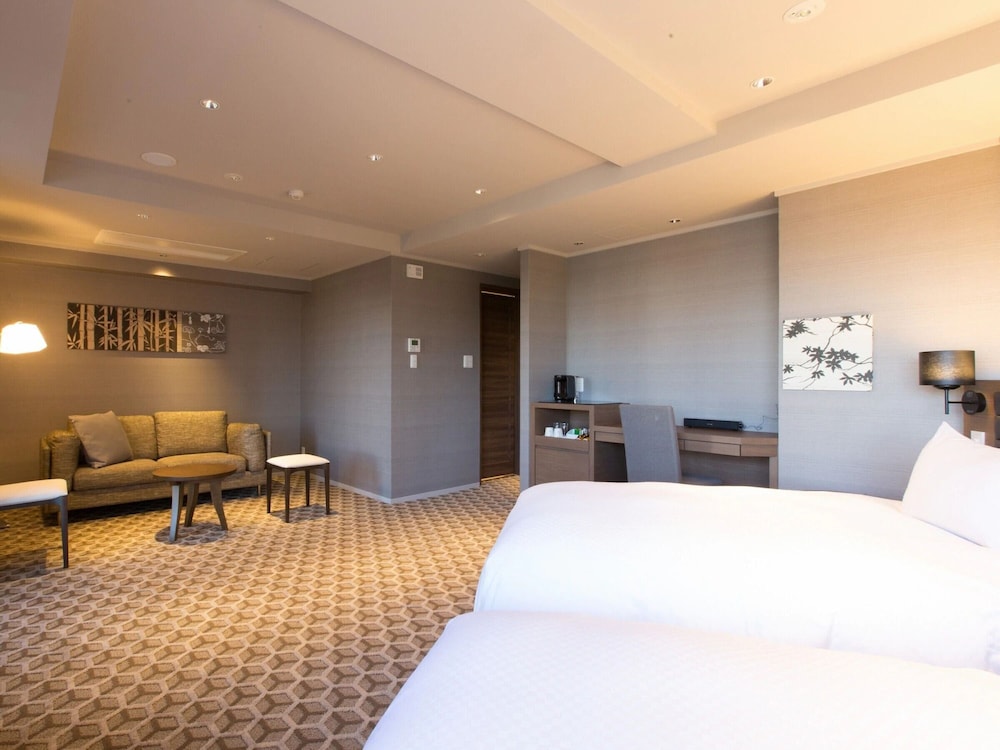 HOTEL 四季 靱公園 大阪