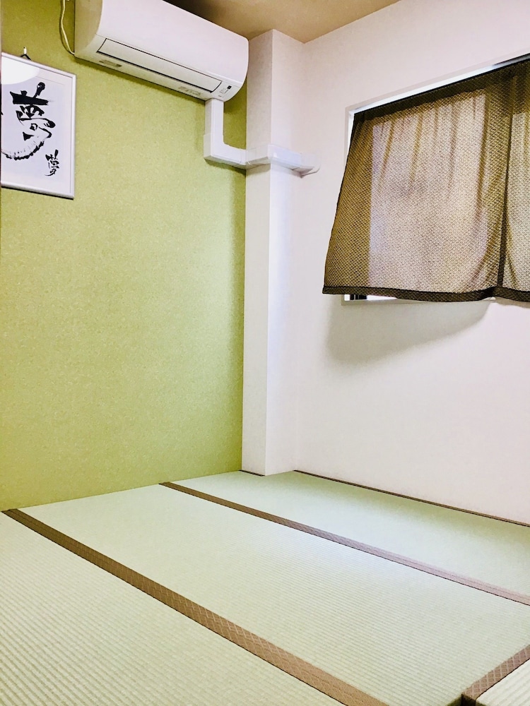 ゲストハウスユアーズ 大阪
